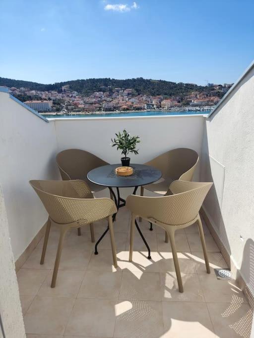 Bird View Apartment Carlissima Trogir Eksteriør billede