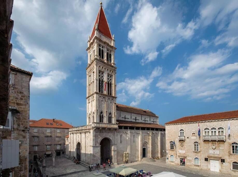 Bird View Apartment Carlissima Trogir Eksteriør billede